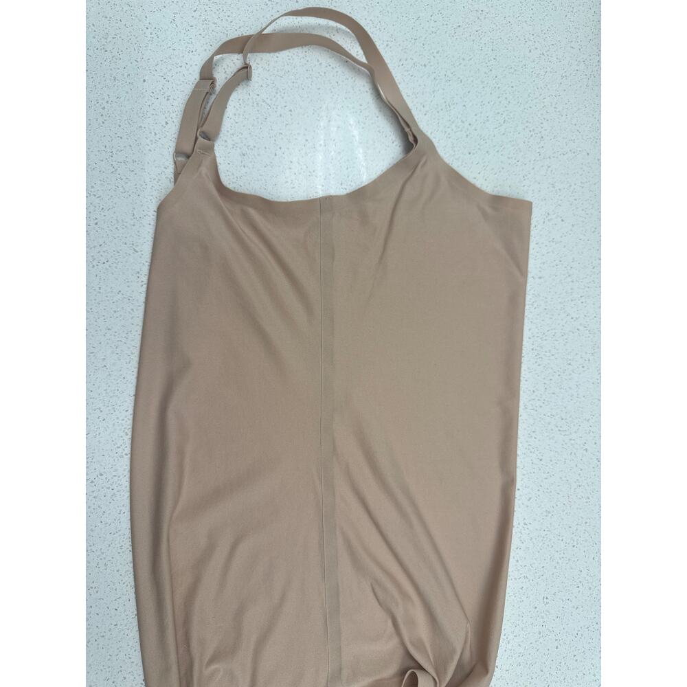 Chantelle SoftStretch Bodysuit Nude Tan Size XS / S $68 - Picture 9 of 9